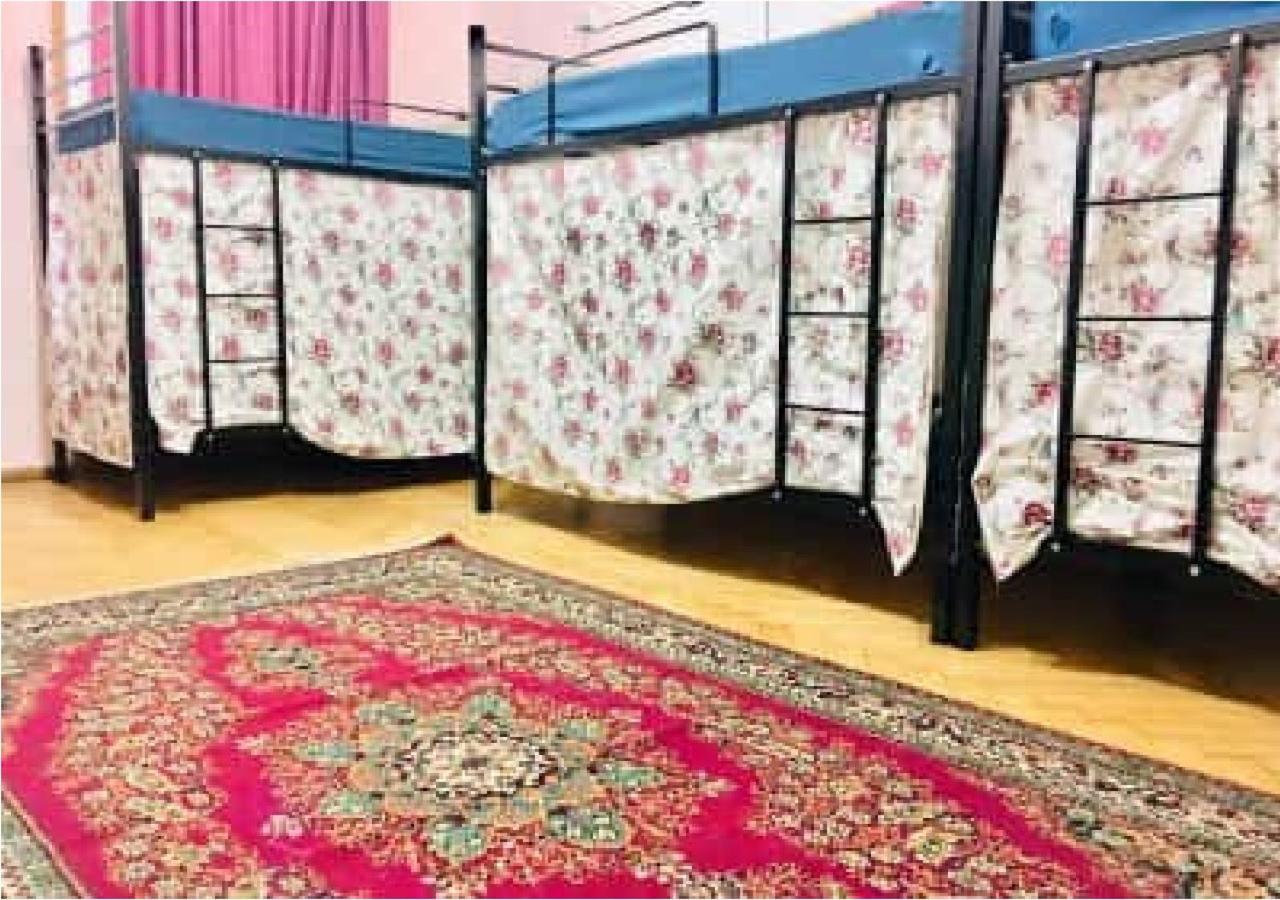 Taj Hostel ティビリシ エクステリア 写真
